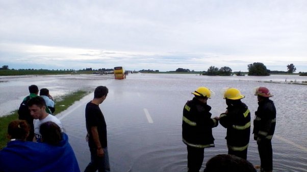 La autopista bajo agua