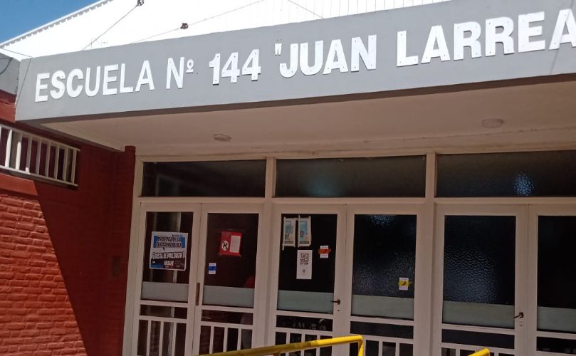 Escuela Primaria Juan Larrea N° 144