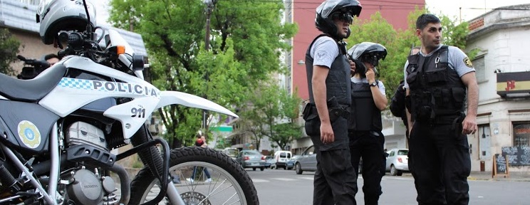  La policía trataba de ubicar al supuesto cómplice.