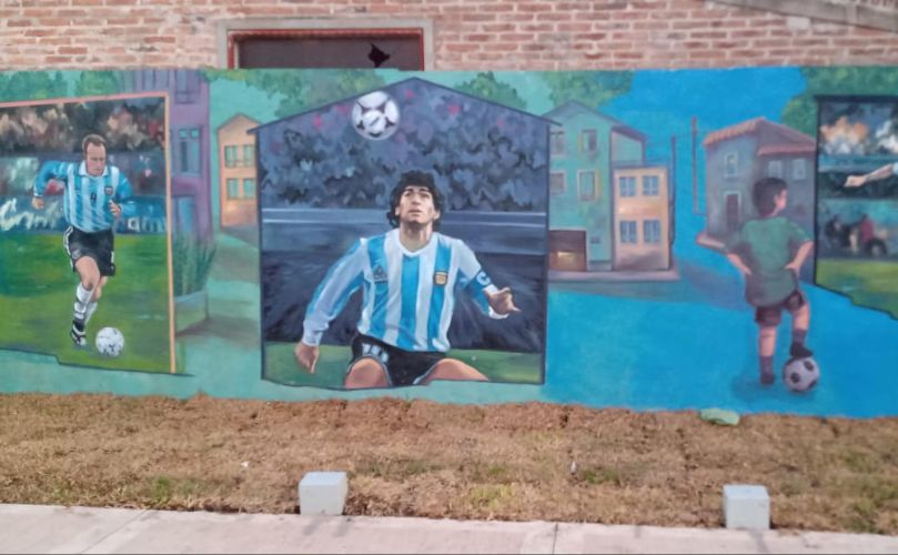 Nuevo mural en la plaza Italia