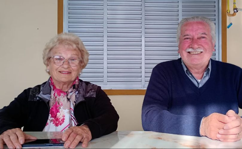 Ana Belluomini junto a Víctor Ortiz