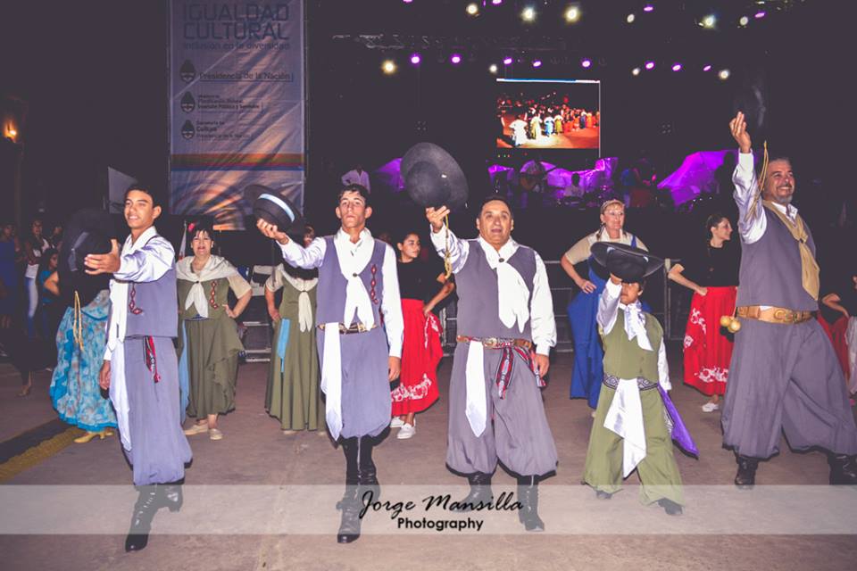 Grupo Folklorico Pampa