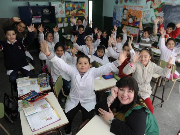 Chicos en las aulas, una imagen en duda para un mormal comiezo de clases, al menos desde mañana.