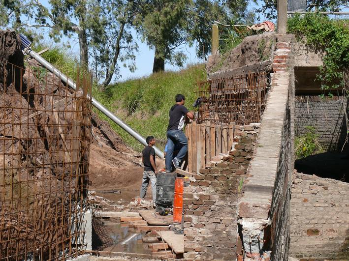 Necesarios para aumentar la capacidad de paso de agua hacia su desembocadura