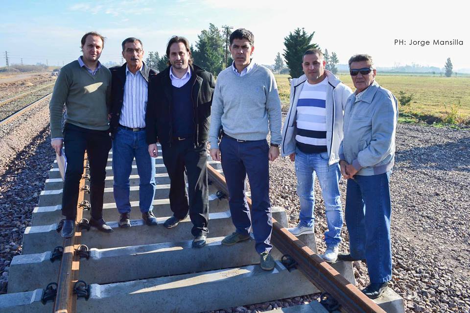 Supervisando la obra ferroviaria