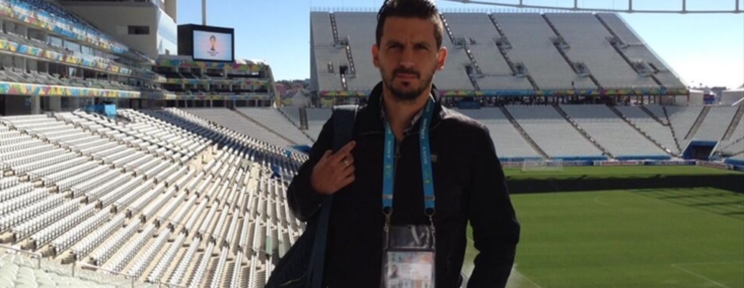 El Topo López en el estadio de San Pablo