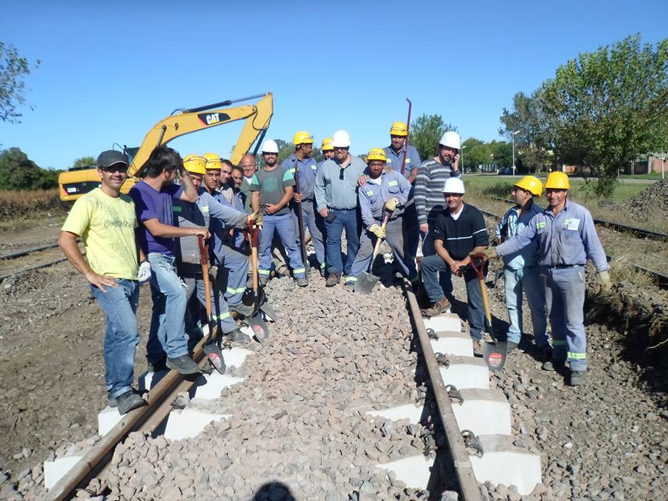 Operarios del obrador de General Lagos