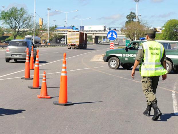 Escaso control policial en los accesos a Rosario