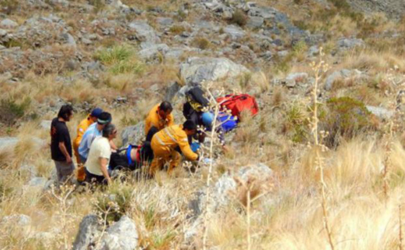 Una corriente de aire le habría hecho perder el control de la vela y desplomarse. Tuvo heridas graví