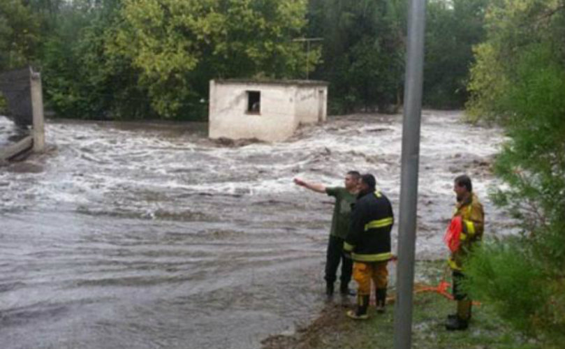 Devastador. Las crecidas afectaron seriamente la zona de Sierras Chicas.