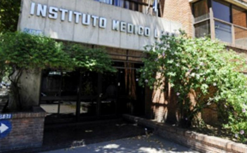 La víctima estaba en el Instituto Médico Legal. 