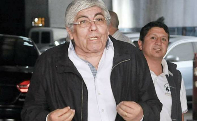 El secretario general de la Federación Nacional de Trabajadores Camioneros, Hugo Moyano, criticó al 