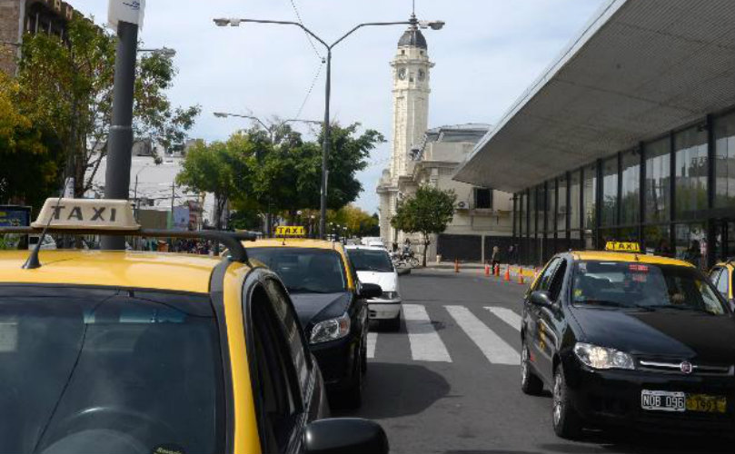 El 17 de mayo un chofer de taxi recibió un brutal ataque por utilizar una de las paradas de la Termi