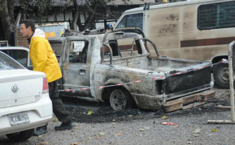 Ocho unidades de bomberos trabajaron para apagar el fuego en la planta de General Lagos