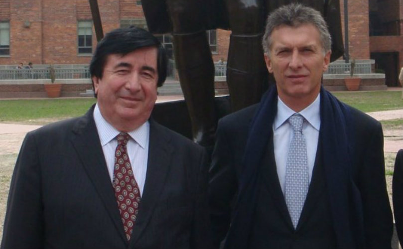 Mauricio Macri junto a su asesor 