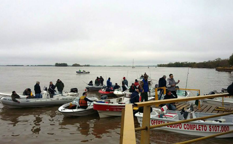 Concurso de pesca en Pueblo Esther