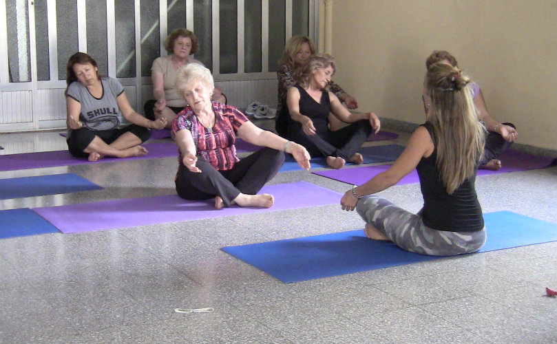 Yoga en el centro de Jubilados y Pensionados 