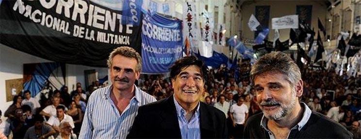 Rossi junto a Zannini y Filmus, en el cierre del encuentro. (Télam)