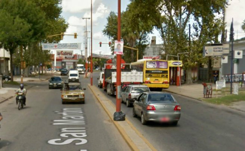 El hombre fue arrastrado por un camión en la esquina de Av. San Marín y Belgrano