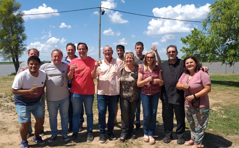 Una reunión que simboliza la paz y la armonía en las diferencias