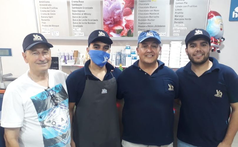 Parte del Staff de Yo Helados